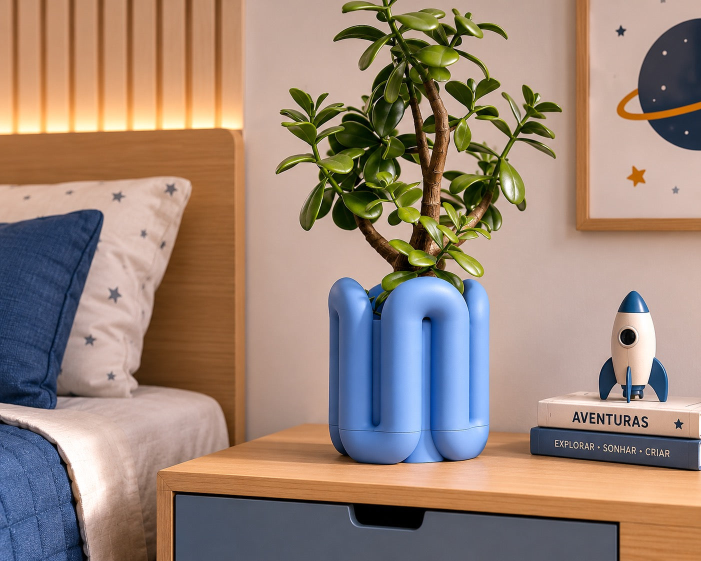 Waves™ Bloom Planter
